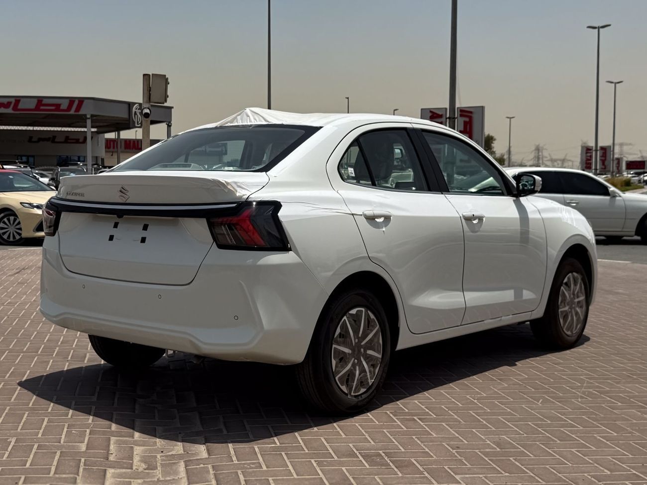 سوزوكي دزاير 2026 GLX 1.2-litre 4-cylinder petrol engine - 5 Speed AT - 9 inch Touchscreen - EXPORT