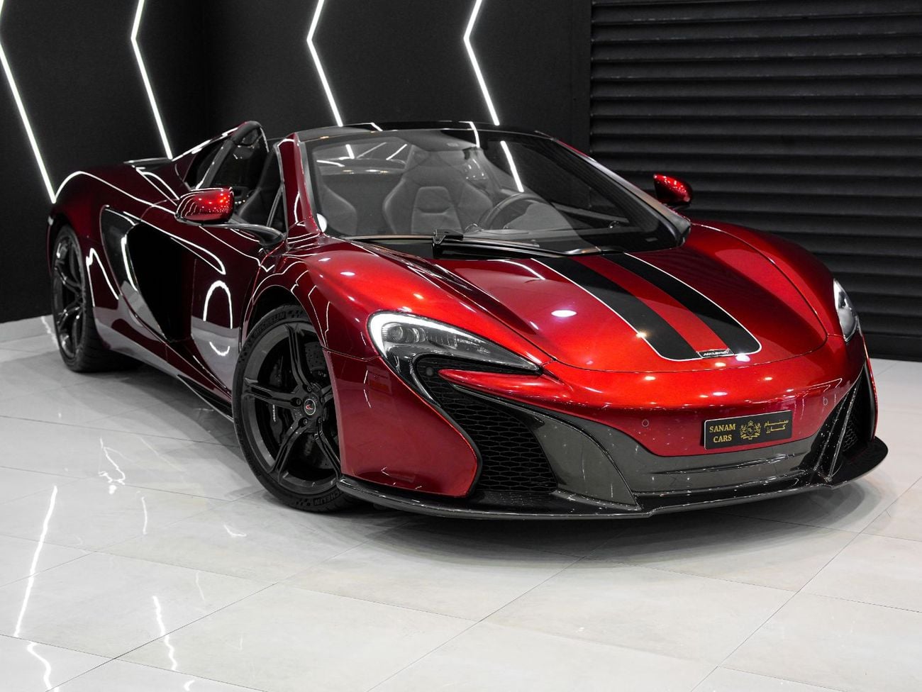 مكلارين 650S سبايدر نظام رفع، حزمة الكربون، نظام صوت ميريديان، مواصفات دول مجلس التعاون الخليجي!!