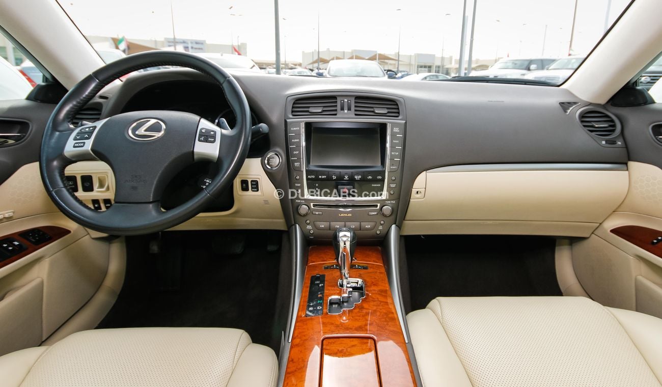 Lexus IS300
