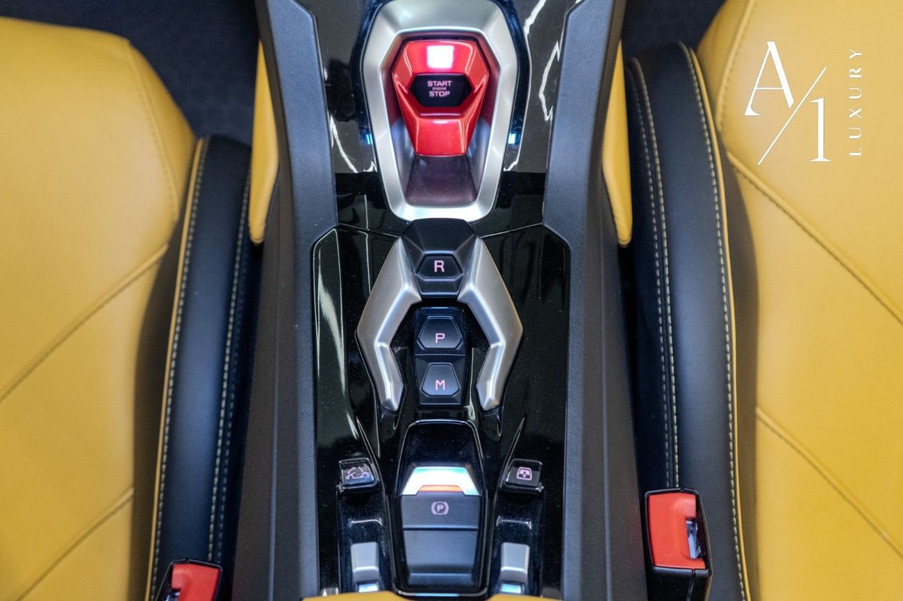 لامبورغيني هوراكان ايفو سبايدر 2021 Lamborghini Huracan Spyder EVO, Warranty, Full Service History, Excellent Condition,GCC Spec