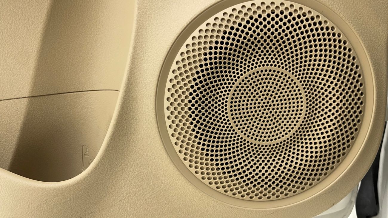 تويوتا يارس SE 1.5 | بدون دفعة مقدمة | اختبار القيادة في المنزل