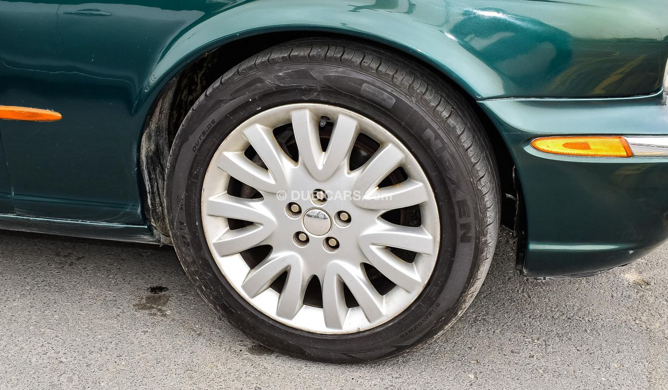 Jaguar XJ8 2004 Model Full options clean car  single owner use wellmaintaned