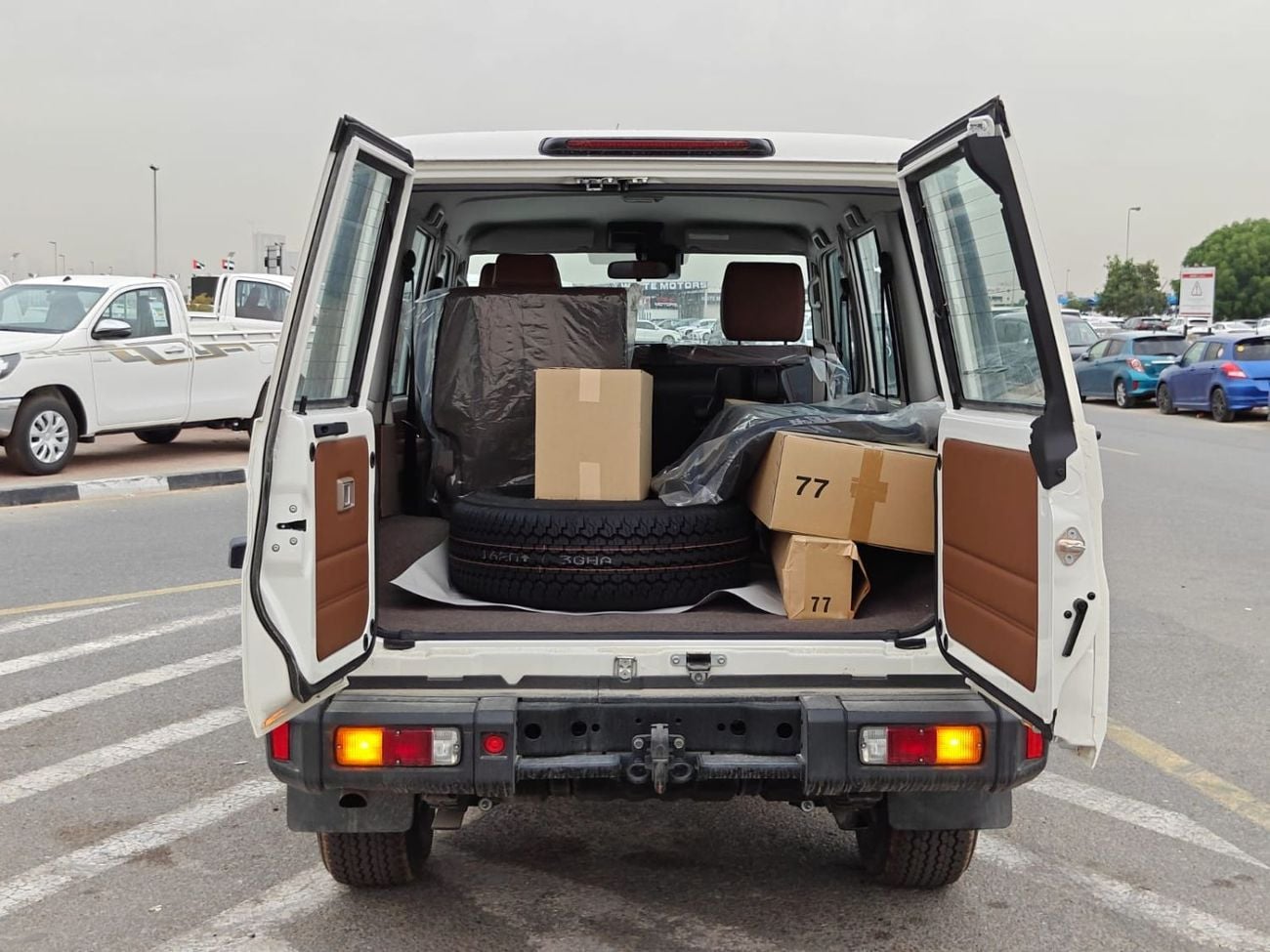 تويوتا لاند كروزر 70 Toyota Land Cruiser 70 2026 TOYOTA LC 76 2.8L DIESEL 4WD GCC SPEC