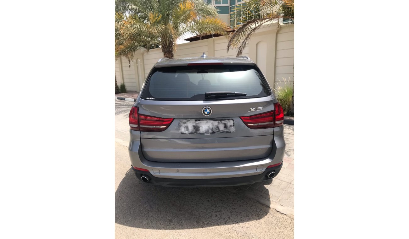 بي أم دبليو X5 7 seats BMW X5 with 2 years warranty