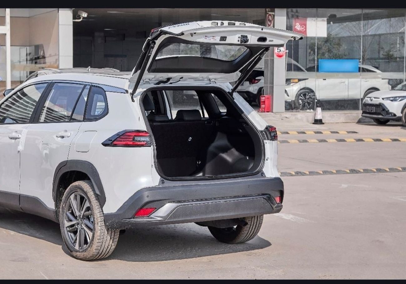 تويوتا فرونتلاندر Luxury Plus