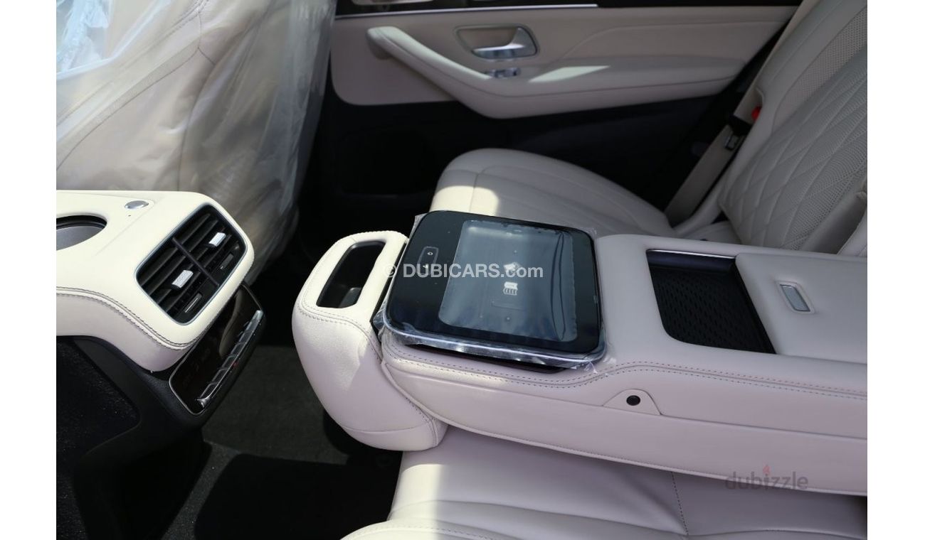 Mercedes-Benz GLS 63 AMG Night Package GCC 5 Years Warranty.Local Registration + 5%
