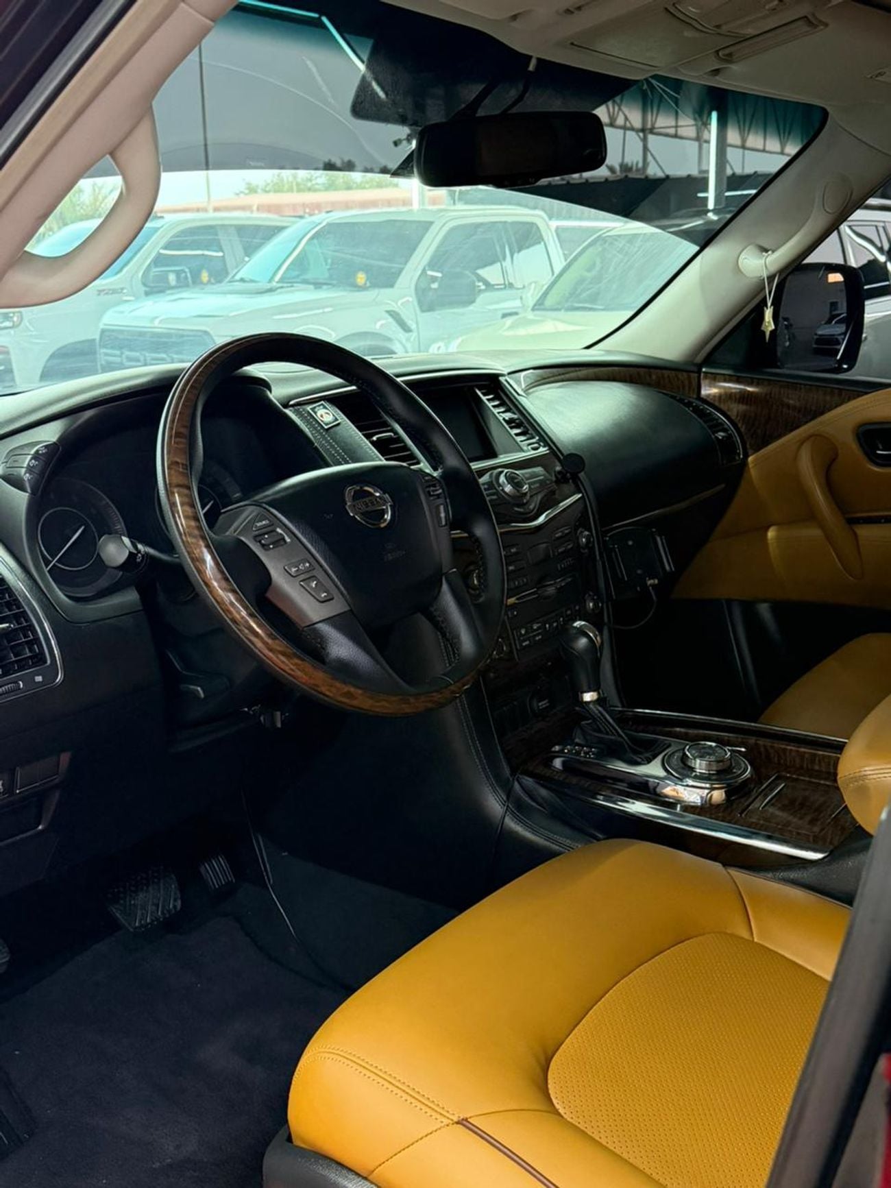 Nissan Patrol SE PLATINUM CITY