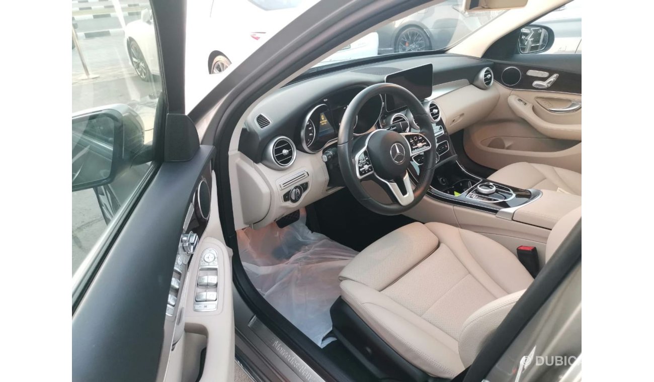 مرسيدس بنز C 300 4-MATIC / CLEAN CAR / WITH WARRANTY