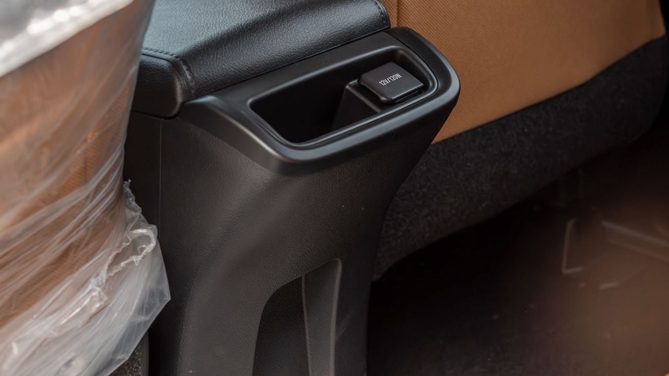 تويوتا فورتونر TOYOTA FORTUNER 2.7 LOW -2026YM