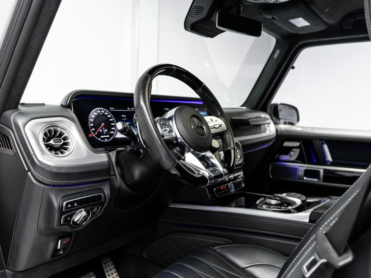 مرسيدس بنز G 63 AMG 4MATIC SUV 2023 Mercedes AMG G63 4.0L TC V8, AWD, 585bhp, 8 Speed Automatic