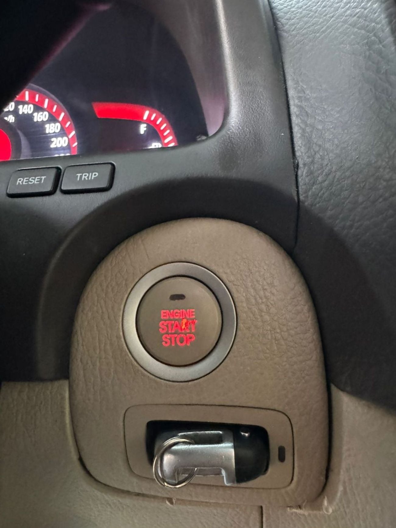 Kia Mohave In excellent condition and requires no expenses
