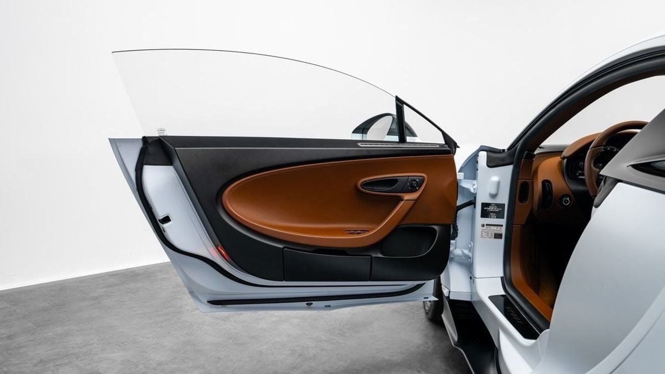 بوغاتي شيرون Sport - 2021 - Euro Specs - Under Warranty and Service contract