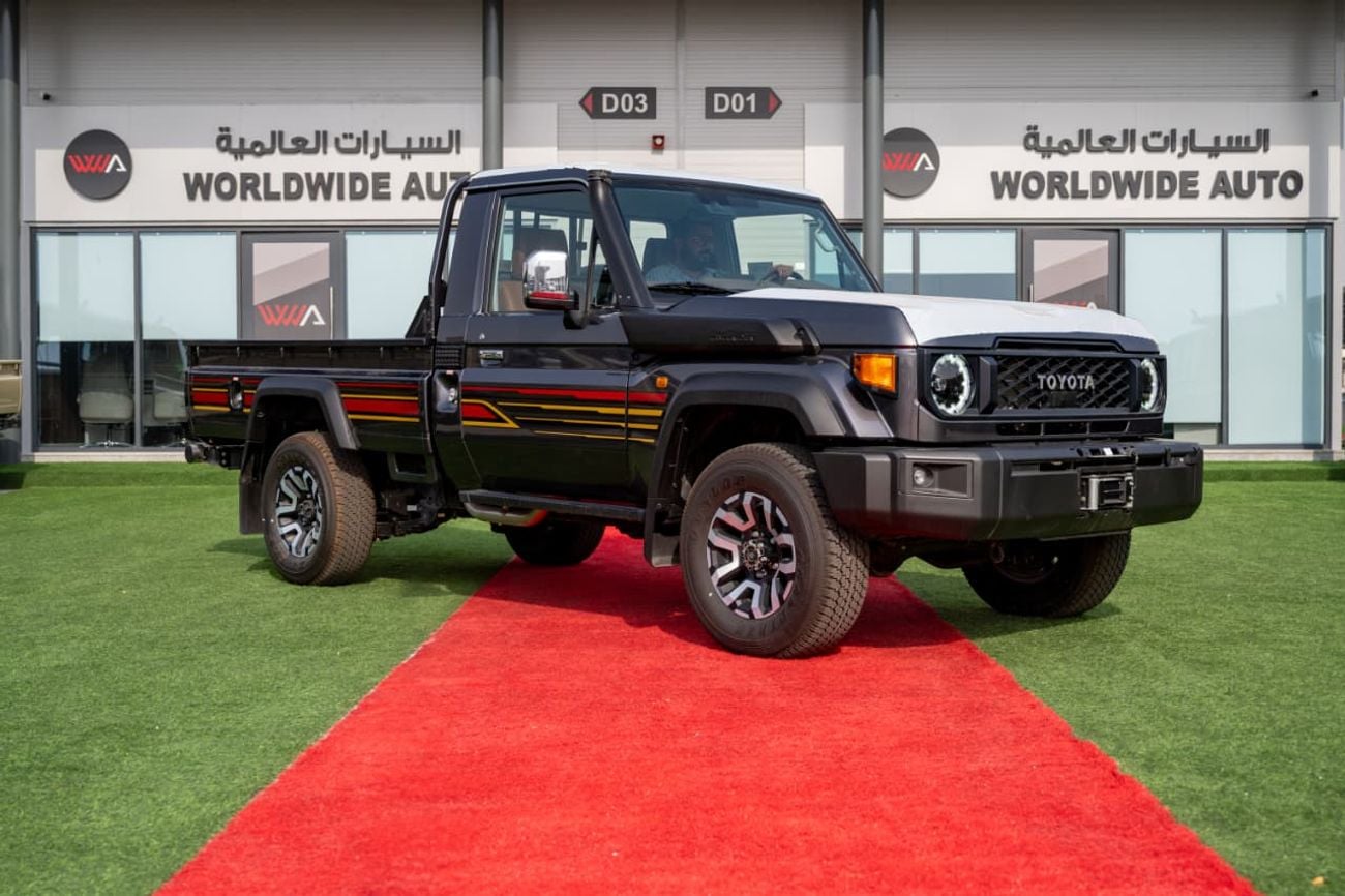 تويوتا لاند كروزر بيك آب Toyota LC79 2.8L T Diesel Automatic Z1 Full Option 2025
