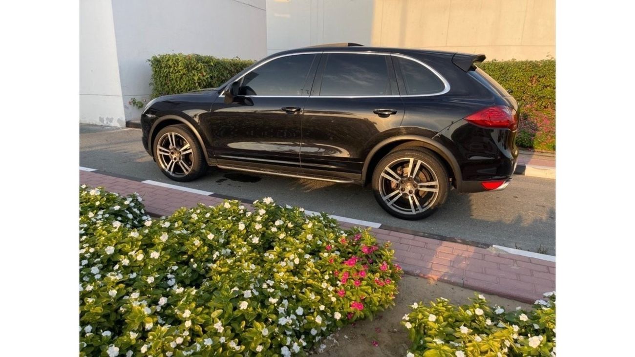 Porsche Cayenne Std 1 yer Golf Waranty