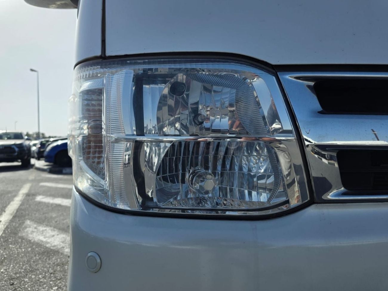 Toyota Hiace TOYOTA HIACE VAN RHD 2012 MODEL 2.0 L PETROL AUTOMATIC(PM58084)