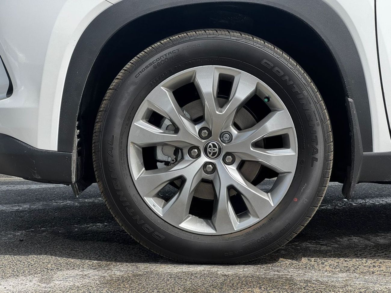 تويوتا جراند هايلاندر 2026 TOYOTA GRAND HIGHLANDER LIMITED TRIM CANADIAN SPEC READ STOCK AVAIALABLE IN SHOWROOM