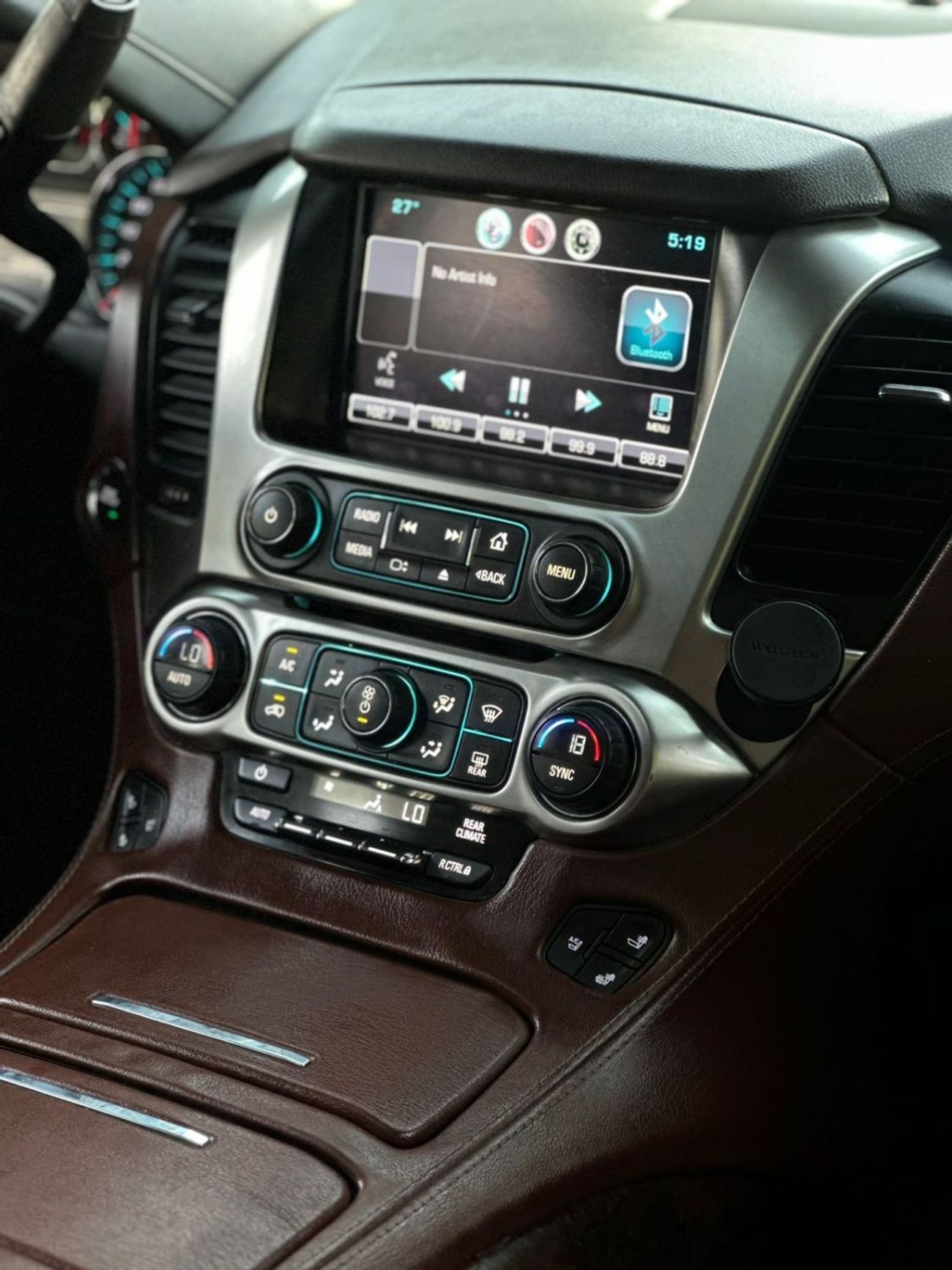 Chevrolet Tahoe LTZ 5.3L 4WD (8 Seater)