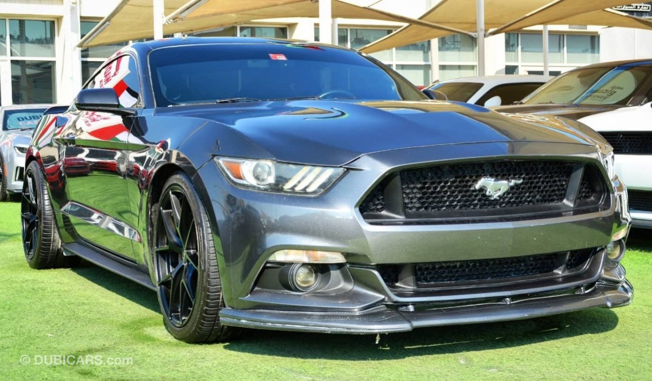 فورد موستانج SOLD!!!!Mustang GT V8 5.0L 2015/Recaro Seats/ Manual/ Exhaust System/ Excellent Condition