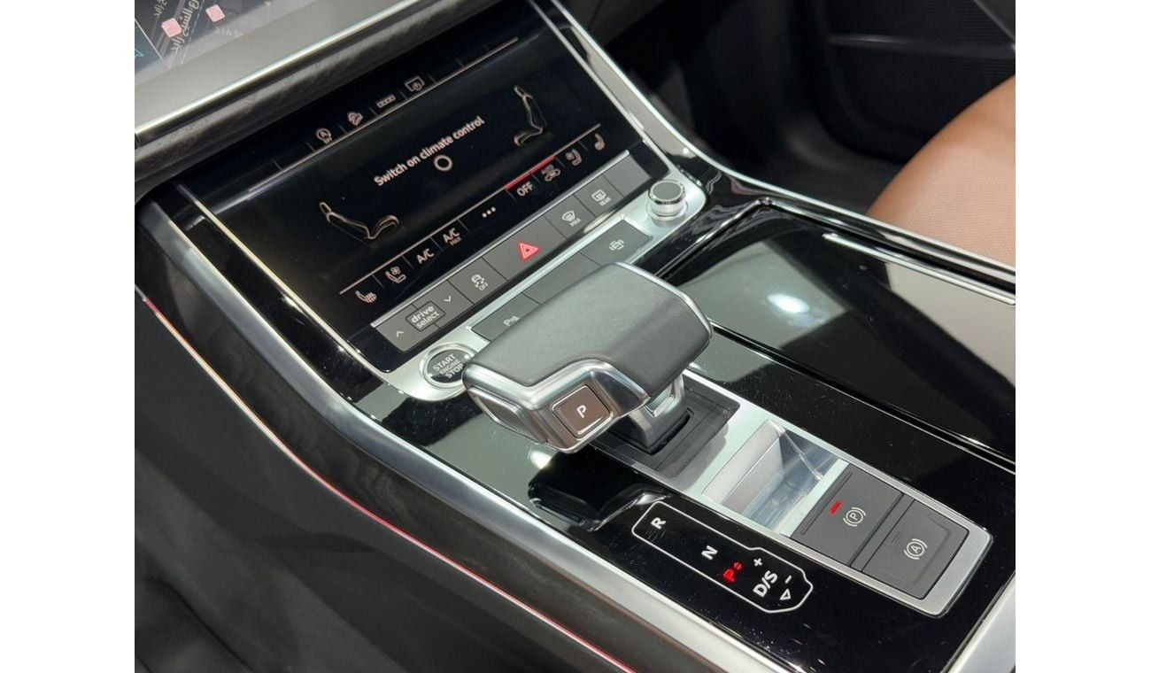 Audi Q7 55 TFSI quattro 3.0L 2022 Audi Q7 55 TFSI S-Line Quattro, Warranty, Full Agency Service History, Exc