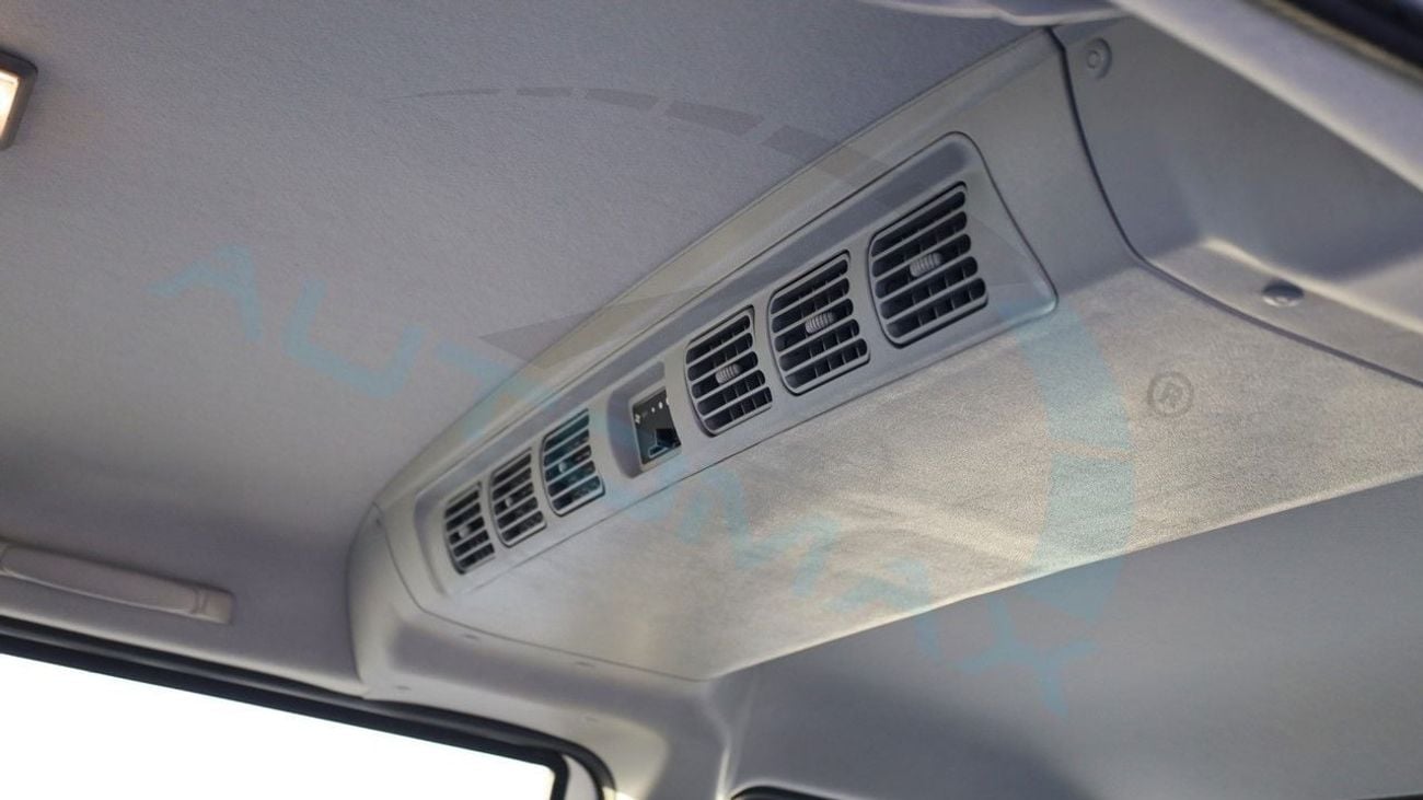 CMC Veryca Window Van 1.5L RWD GCC 0Km With 3 Years Or 100.000 Km Warranty