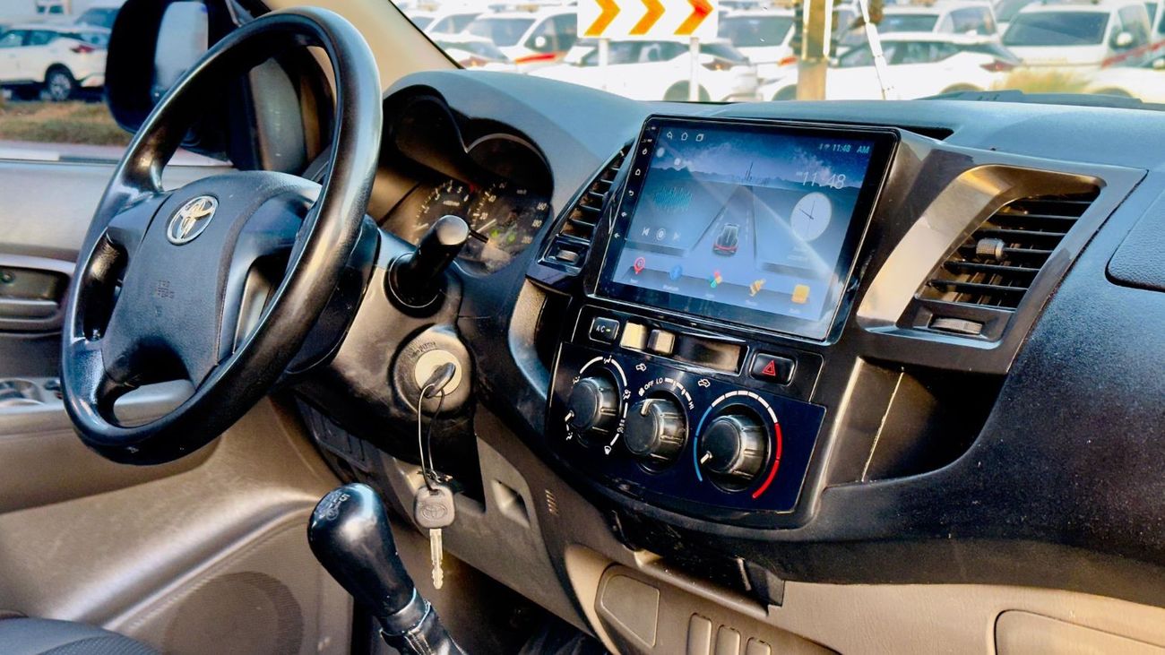 Toyota Hilux DOUBLE CABIN | LHD | 3.0L DIESEL ENGINE | 2015 | PREMIUM SPORTS BAR WITH BASKET