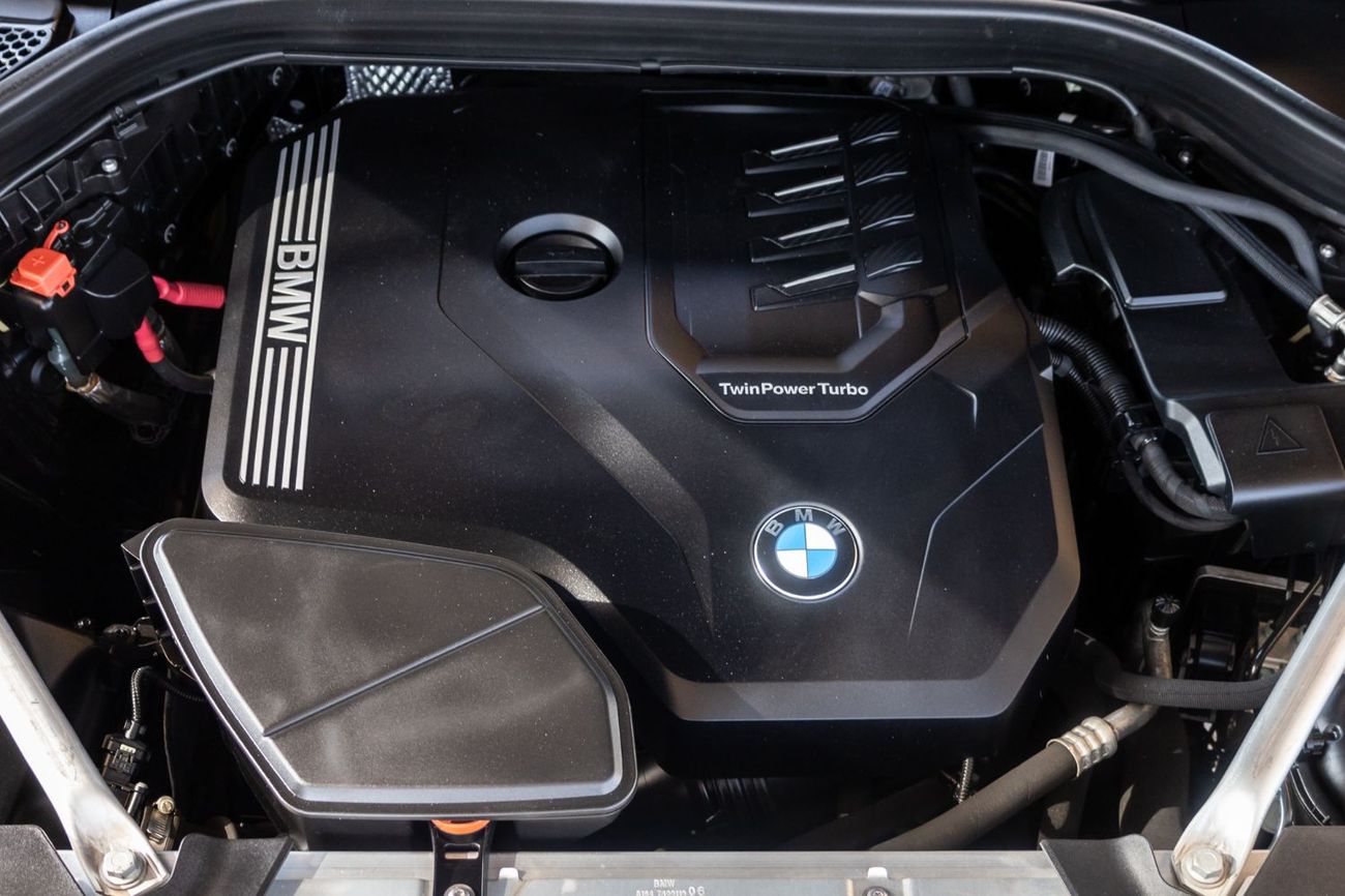 بي أم دبليو X4 xDrive 30i M Sport 2.0L