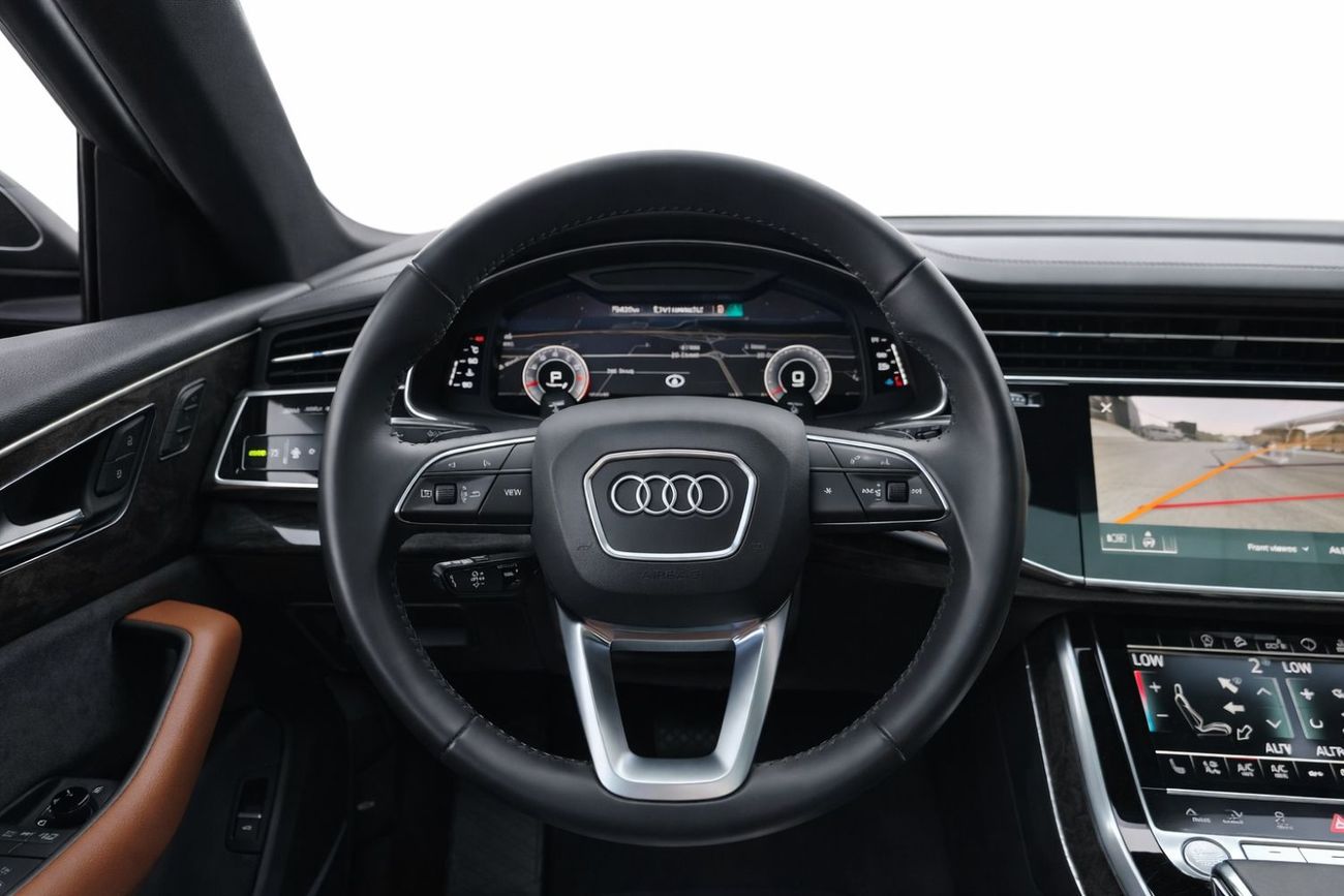 أودي Q8 55 TFSI quattro S-Line 3.0L (340 HP)