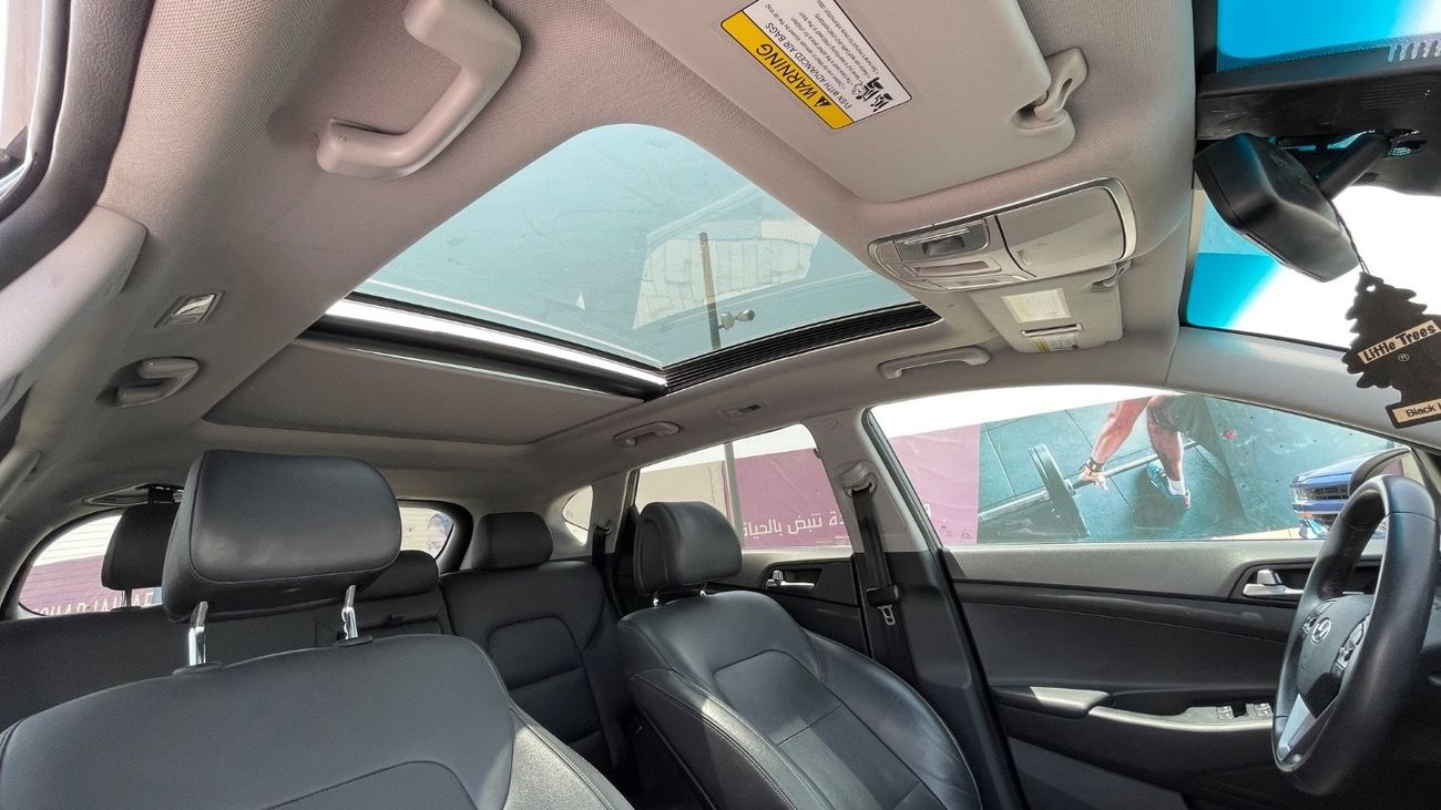 Hyundai Tucson Basic Panorama 1.6L FuLL,