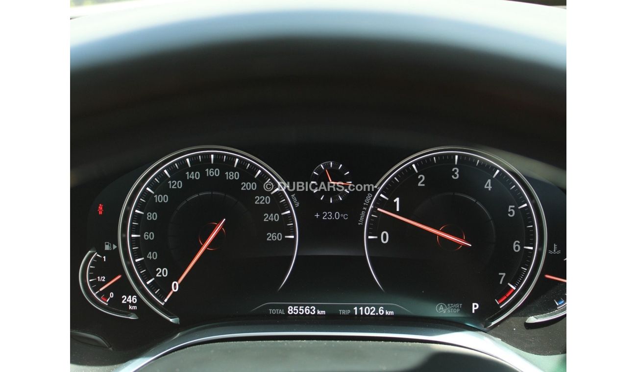 بي أم دبليو 750Li لاكجري بلس