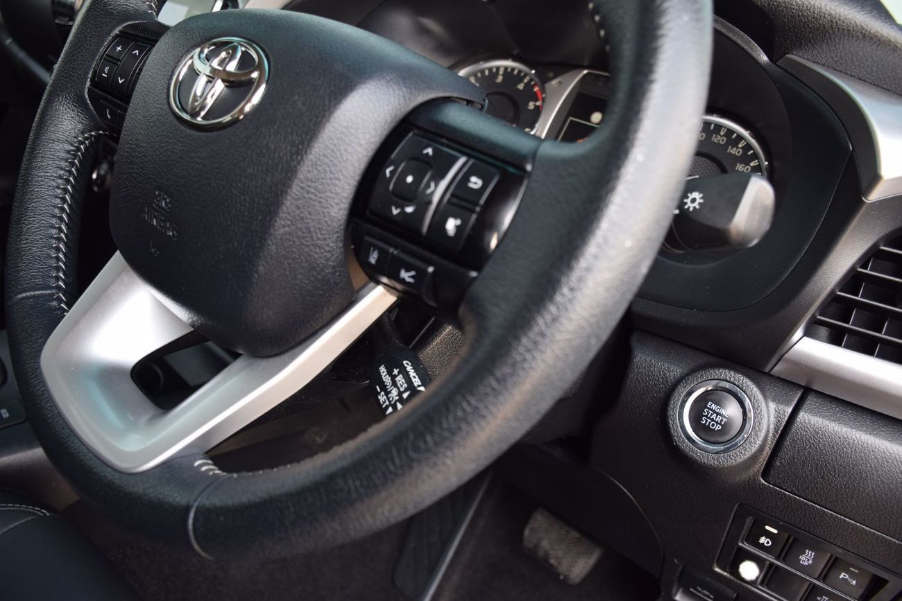 Toyota Hilux 4X4 DIESEL 2.8L Right Hand (Export Only)