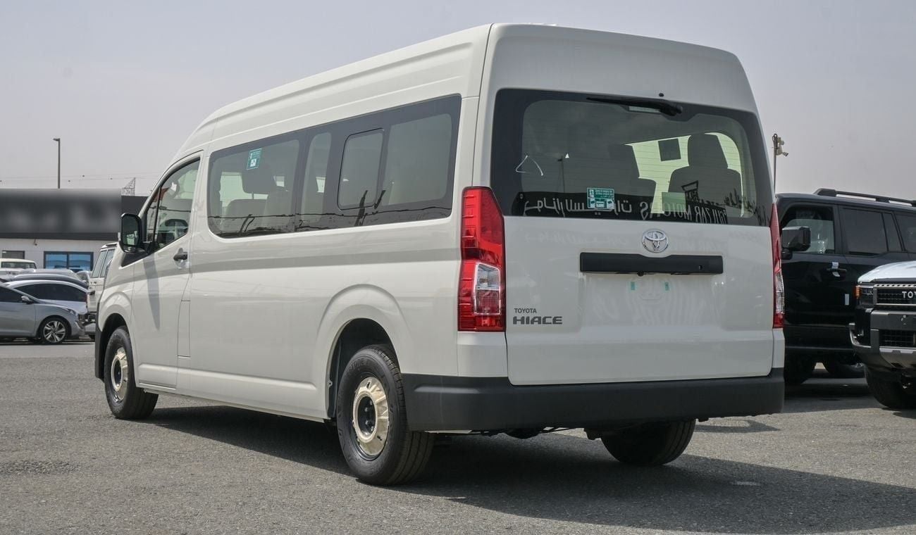 Toyota Hiace TOYOTA HIACE HIGHROOF 3.5L PETROL A/T - DX - (BACK HEATER)