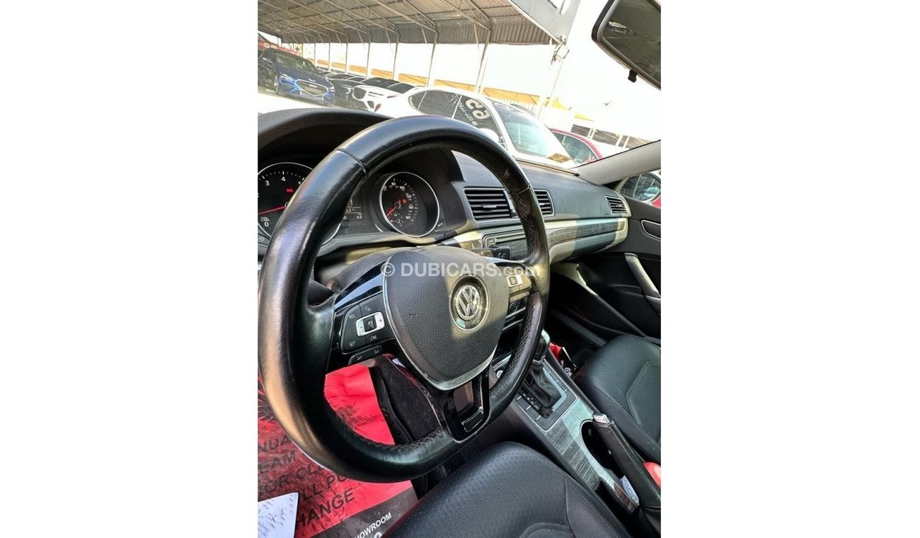 Volkswagen Passat SE