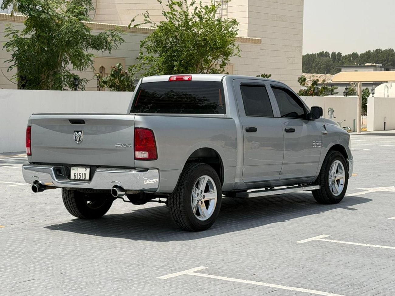 Dodge RAM Dodge Ram 2021 Classic 1500 HEMI 5.7L Petrol Engine US Specs