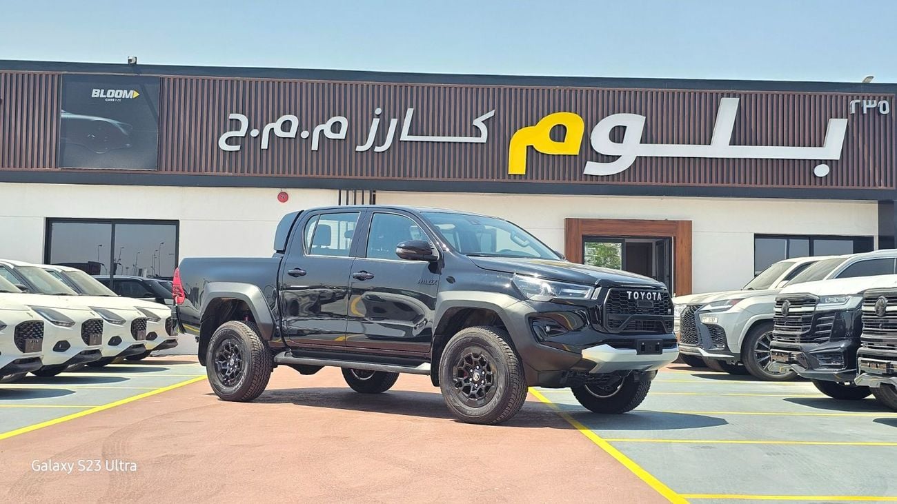 تويوتا هيلوكس GR Sport 2.8L