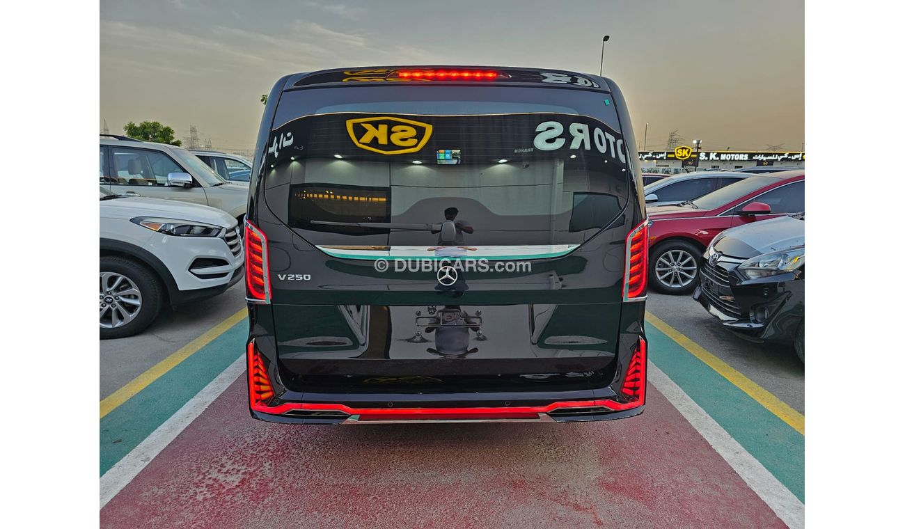 Mercedes-Benz V 250 V4, 2.0L Petrol,  VIP, Platinum, Front & Rear DVD's With Leather Seats, and Much More (CODE #VITO)