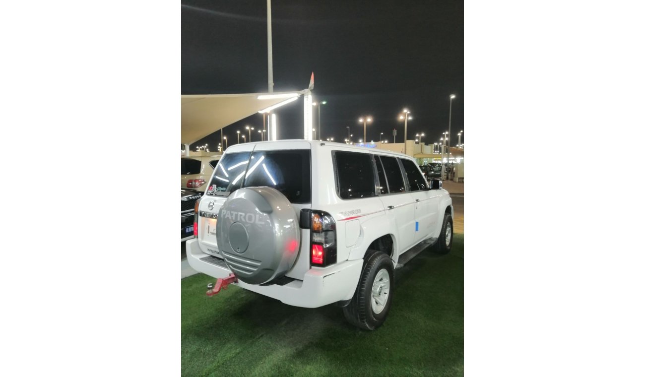 نيسان باترول سفاري NISSAN patrol SAFARI 4.8 GCC2006 GOOD