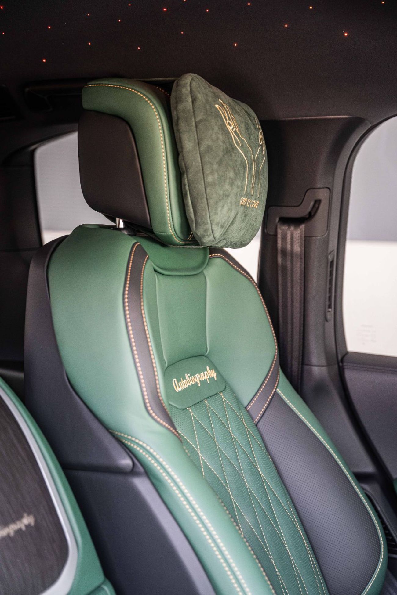 Toyota Land Cruiser 3.3L DIESEL VXR FULL OPTION WITH MBS AUTOBIPGRAPHY VIP SEAT AND ROOF STAR LIGHT