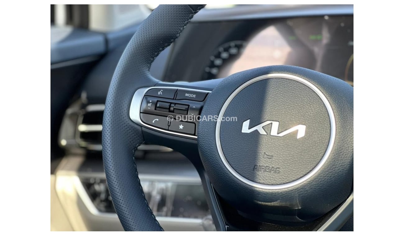 كيا سبورتيج KIA SPORTAGE 2022 2.0 HYBRID