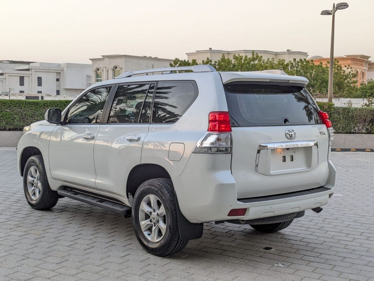 Toyota Land Cruiser Toyota Prado 2013 Petro engine 2.7 LHD white  beige interior