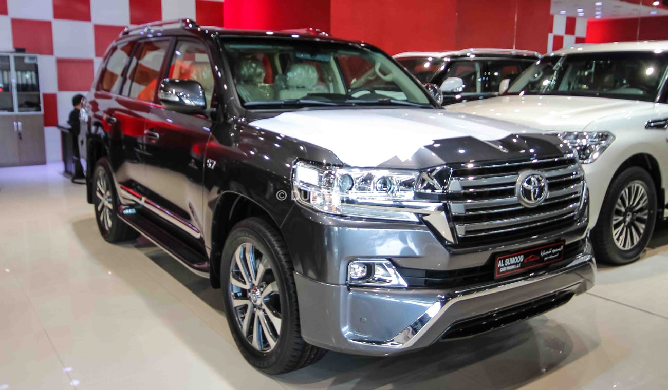 Toyota Land Cruiser VX5.7