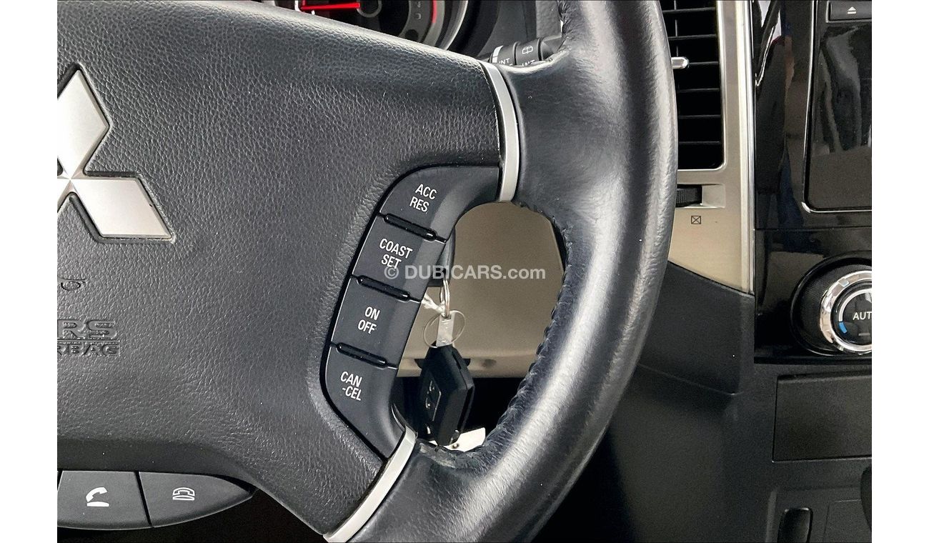 ميتسوبيشي باجيرو GLS Midline