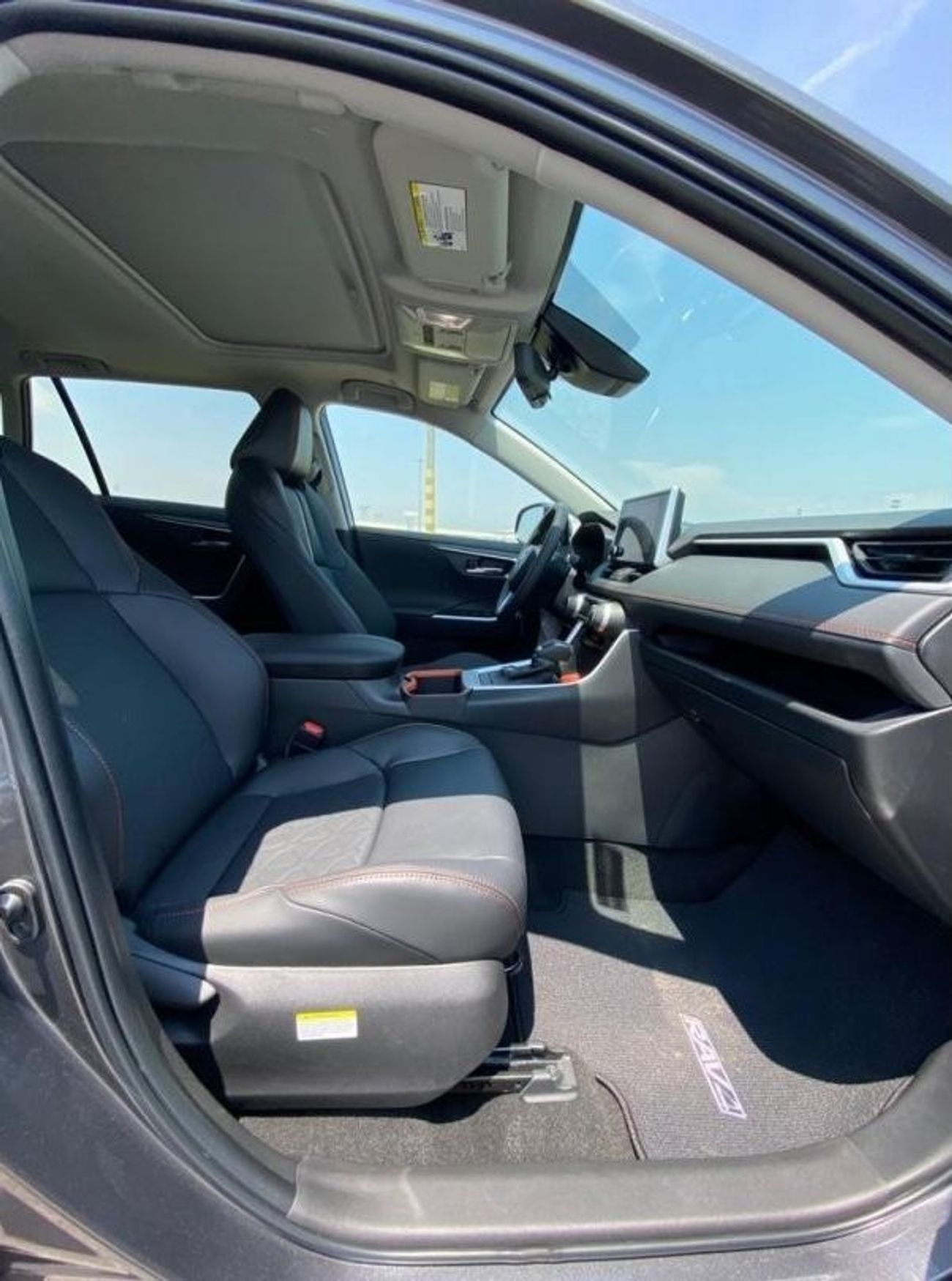 Toyota RAV4 TOYOTA RAV4 2.5L AWD ADVENTURE 2023 MODEL CANADIAN SPECS