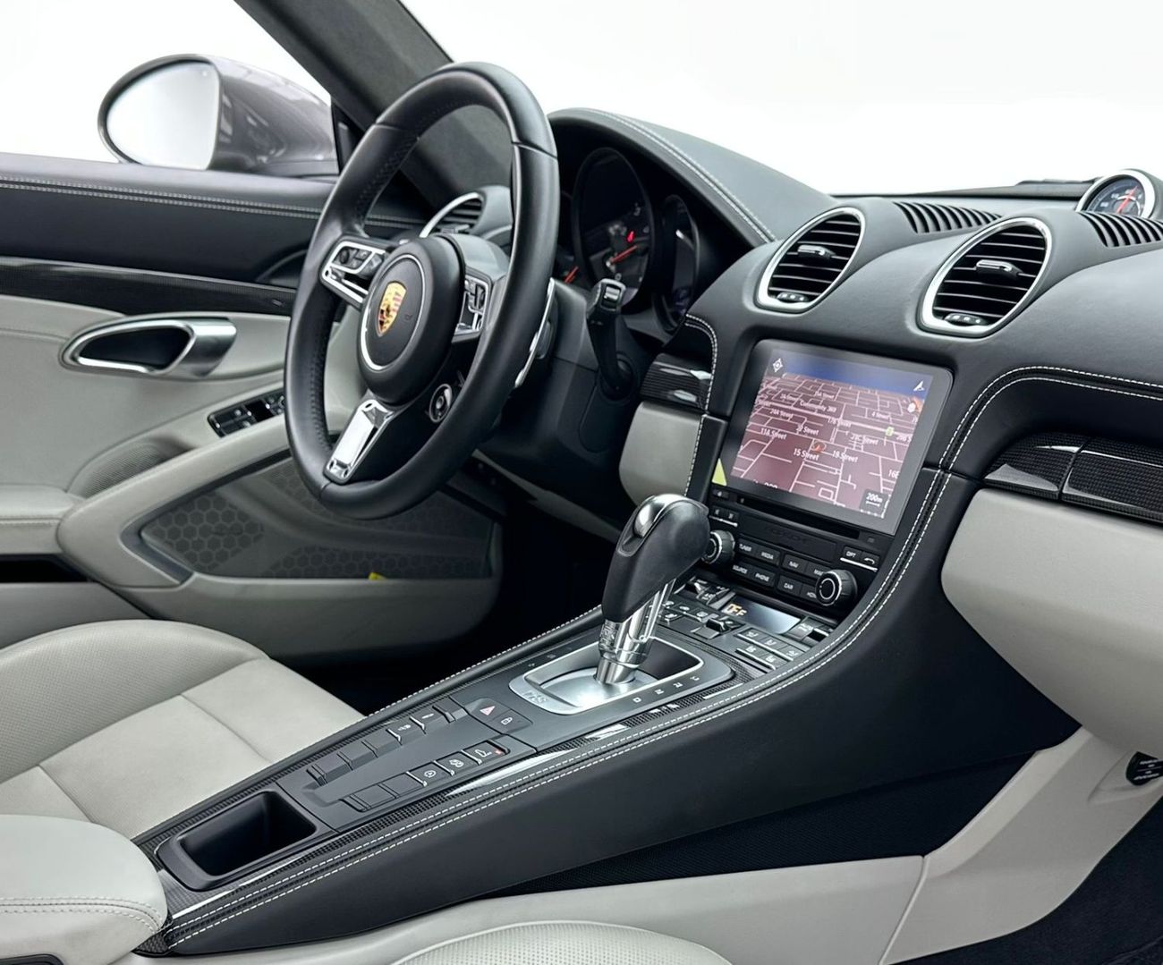 Porsche 718 Cayman 2022 Porsche 718 Cayman GTS, Aug/2027 Porsche Warranty, Porsche Full Service History, GCC