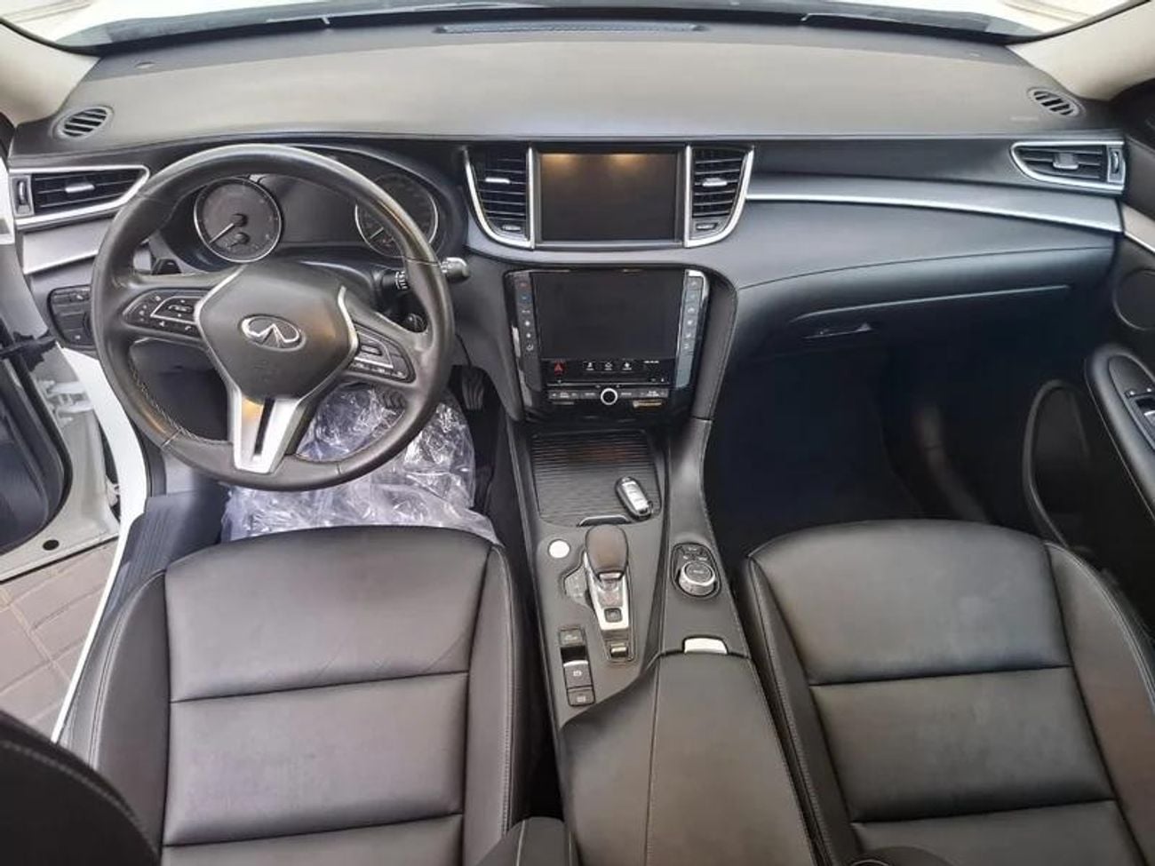 إنفينيتي QX50 LUXE SENSORY Luxury 2.0L RWD