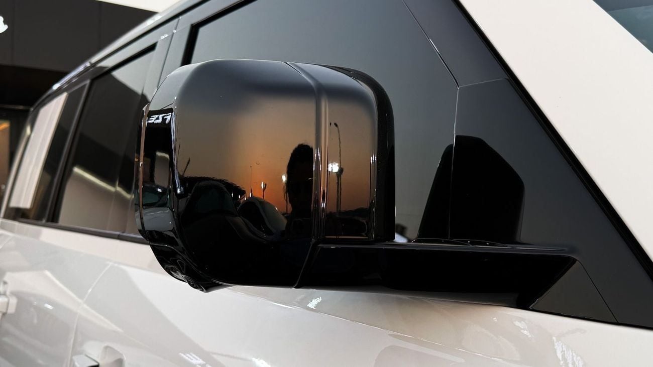 لاند روفر ديفندر P400 110 X-Dynamic HSE 3.0L (5 Seater) - Warranty & Service - 2025