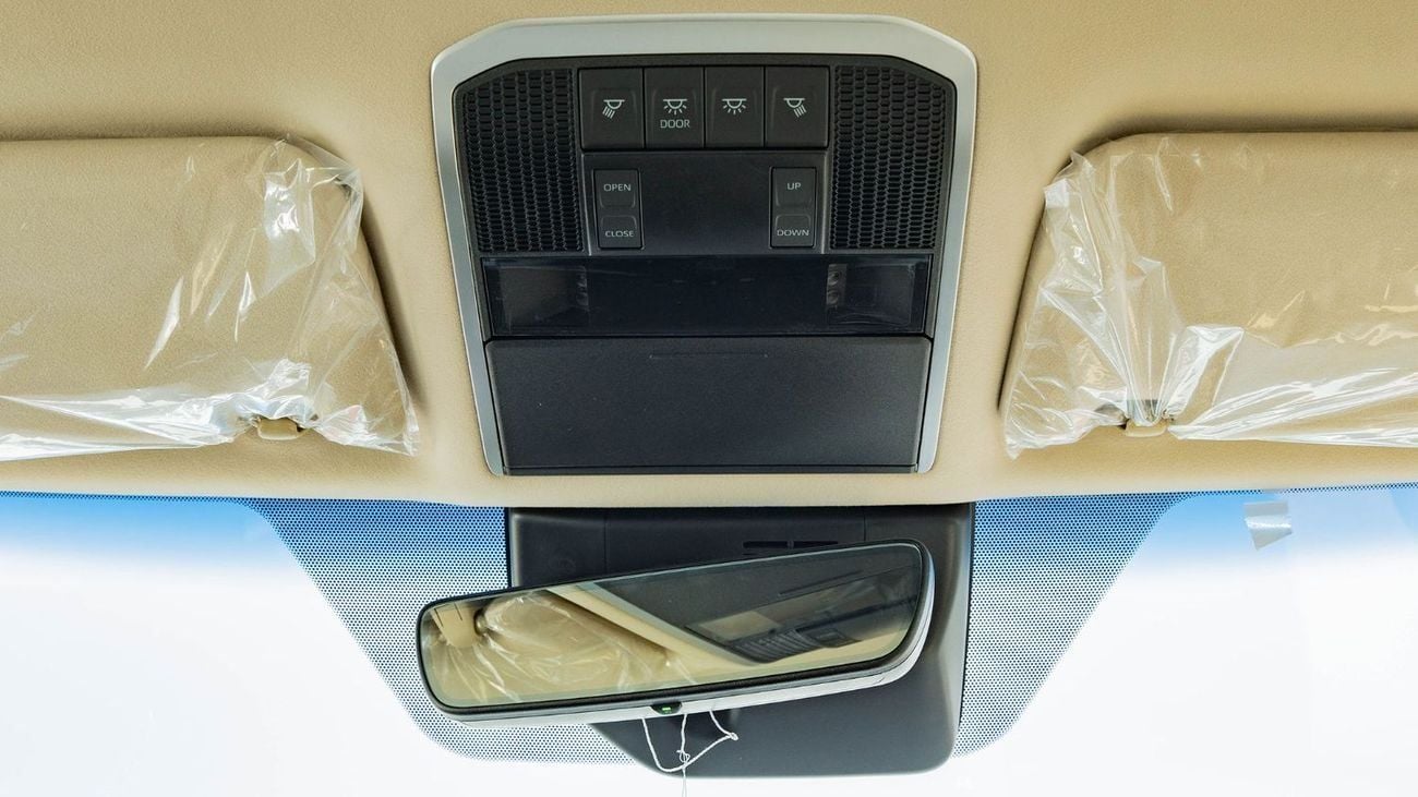 Toyota Land Cruiser 2025 Toyota Land Cruiser 300 GXR 3.5L AT Petrol (Black)