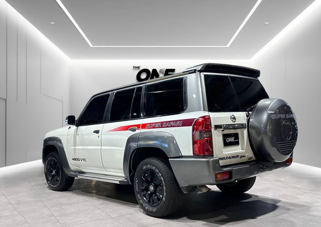 Nissan Patrol Safari Super Safari 4.8L A/T