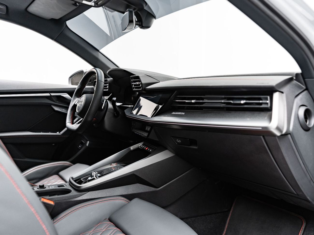 أودي S3 TFSI quattro 2.0L Sedan