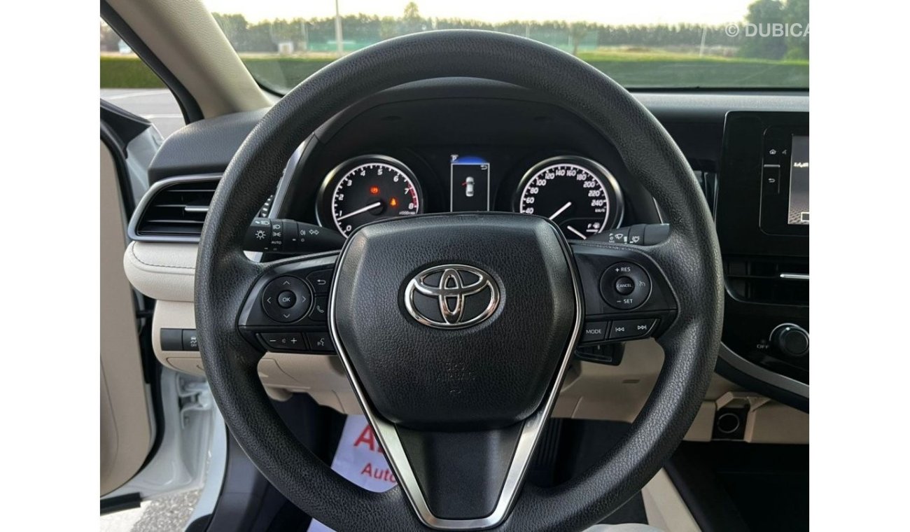 Toyota Camry S