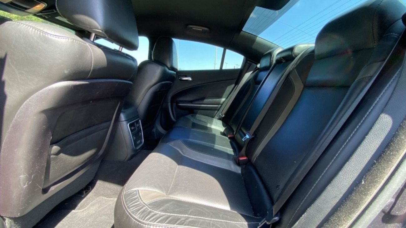 Dodge Charger 3.6L SXT (Base)